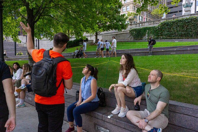 Chicago's Lincoln Park: Guns, Guitars & Gangster - Authentic Insights from Reviews