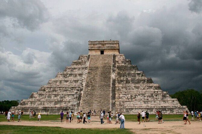 Chichen Itza, Ikkil& Hubiku & Valladolid from Playa del Carmen - Authentic Experiences and Tips