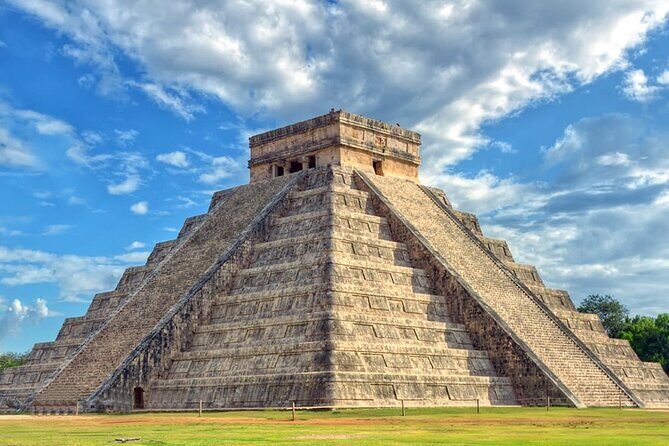 Chichen itza, Saamal cenote and Valladolid in one day - Who Will Love This Tour?
