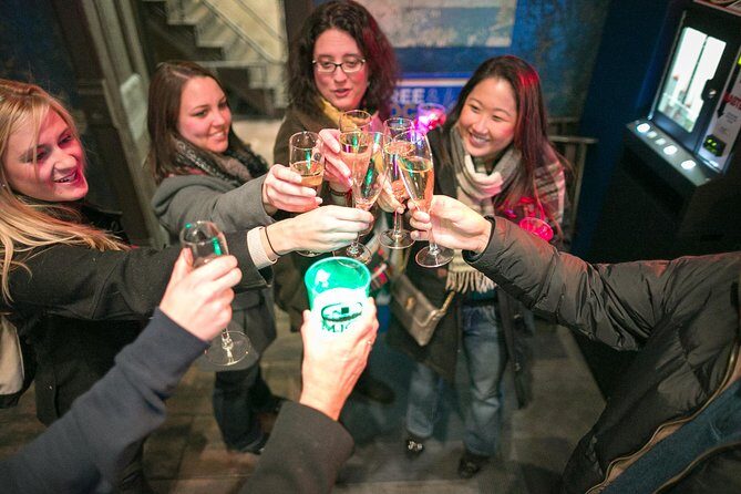 Christmas Past, Present and Future Light Tour in Milwaukee - FAQ