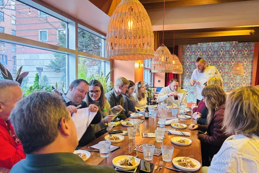 Cincinnati: Streetcar Food and Culture Tour - Practical Tips for Booking and Enjoying