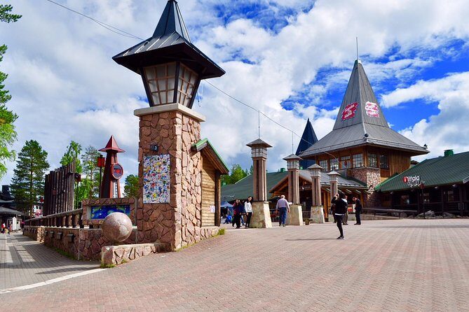 City Tour And Santa Claus Village - A Deep Dive into the Experience