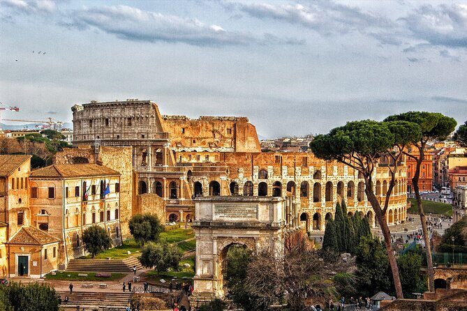 Colosseum and Ancient Rome Small Group Tour in Rome - Palatine Hill: Picturesque and Historic