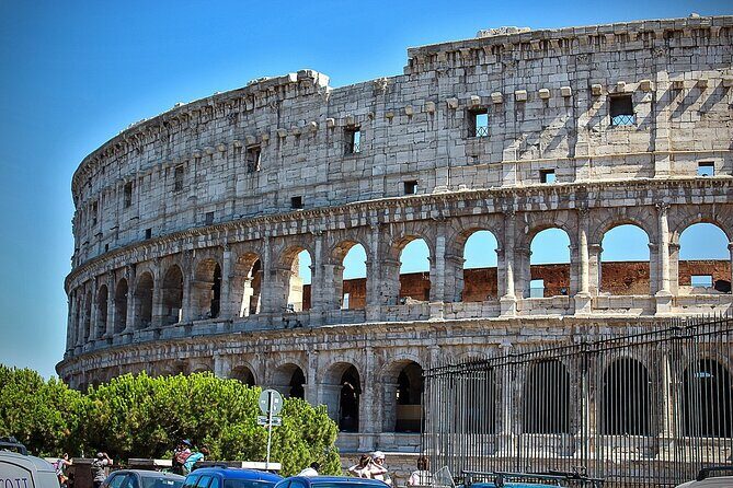 Colosseum, Palatine and Forum tour with virtual guide - Exploring Palatine Hill