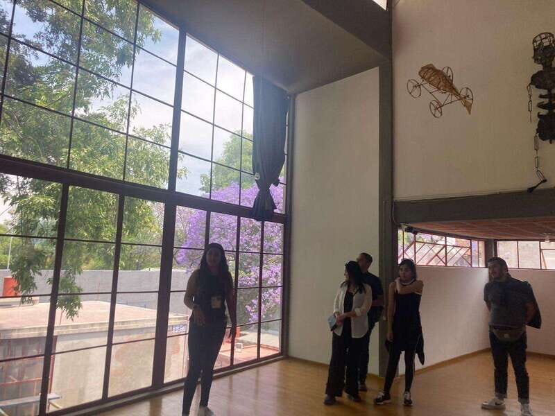 COYOACAN: FRIDA KAHLO STEPS IN COYOACAN AND SAN ANGEL CDMX - What Makes This Tour Stand Out?