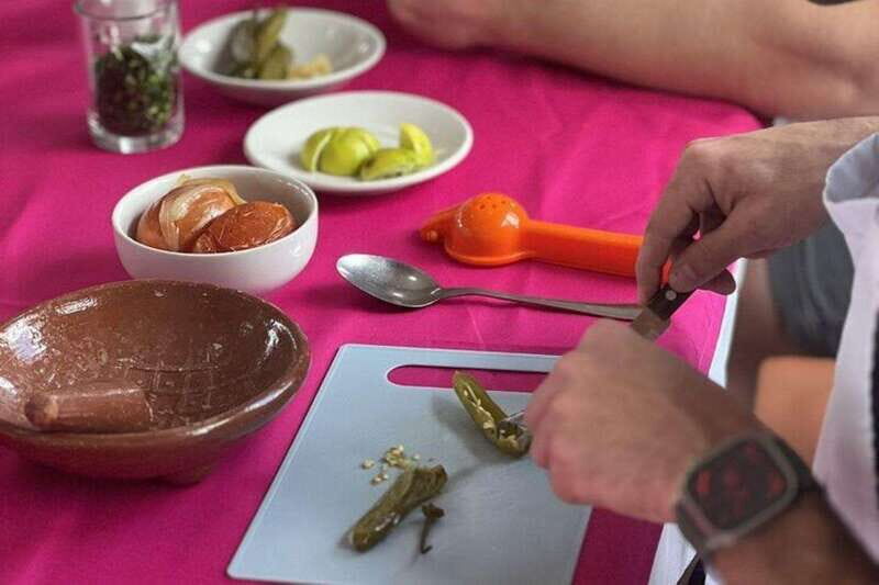 Cozumel: Salsa and Salsa Cooking and Dancing Experience - The Sum Up