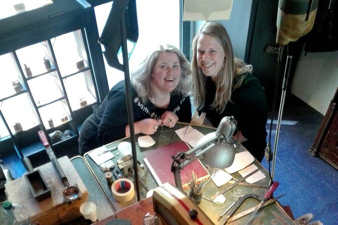 Create your original cuttlefish bone cast jewelry. - Who Will Love This Experience?