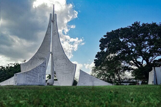 Cultural Cancun City Tour! Private Cancun Round Transportation - Additional Features and Considerations