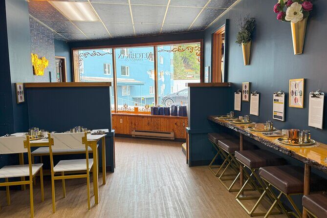 Custom Candle and Scent Blending Workshop - How the Experience Satisfies Travelers