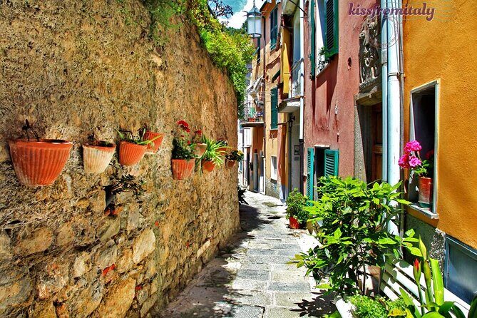Day Trip Cinque Terre from Milan - Exploring the Villages: Vernazza, Manarola, and Riomaggiore