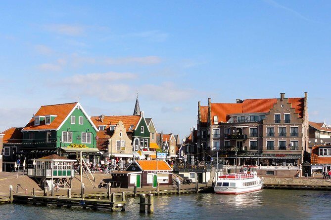 Day Trip from Amsterdam to Zaanse Schans Windmills and Volendam - Analyzing the Price and Value