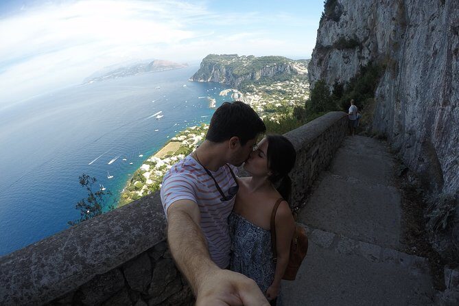 Day Trip to Capri and Blue Grotto From Naples & Sorrento - What the Reviews Say