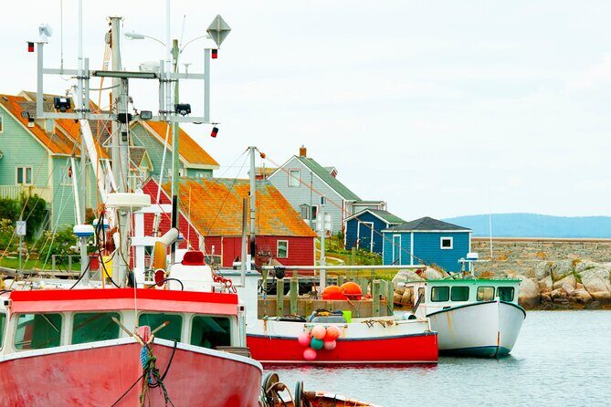 Day Trip to Lunenburg, Mahone Bay and Peggy's Cove from Halifax - What the Tour Means for You