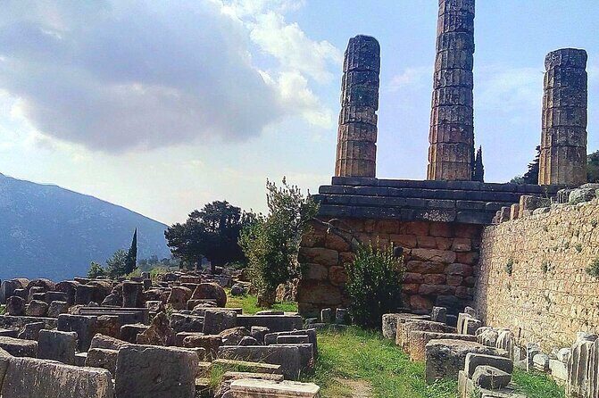 Delphi Arachova & Monast. Hosios Loukas from Athens Private Tour - What We Think About the Experience