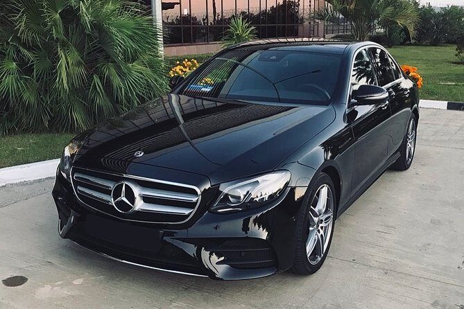 Departure Private Transfer: Basel to EuroAirport (BSL MLH EAP) in Business Car - The Experience in Detail