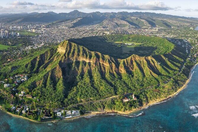 Diamond Head Shuttle Tour - What Travelers Should Consider