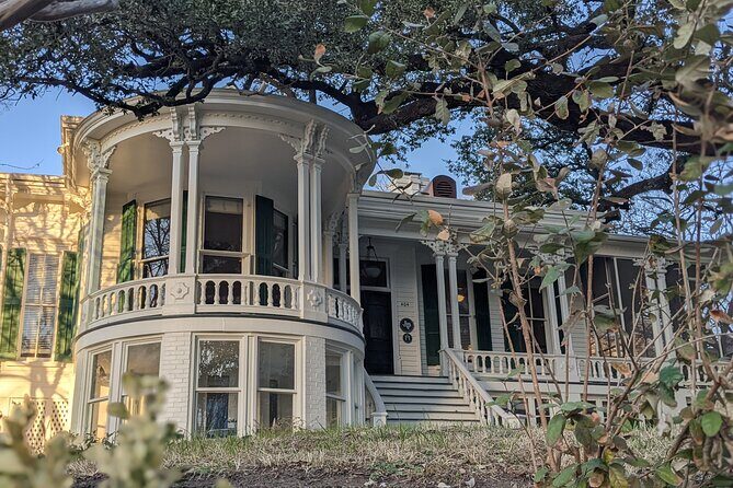 Downtown Austin Historical Architecture Walk - What to Expect from the Experience