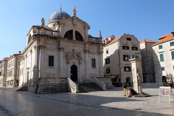 Dubrovnik Airport Transfers: Dubrovnik to Dubrovnik Airport DBV in Business Car - What the Ride Is Like