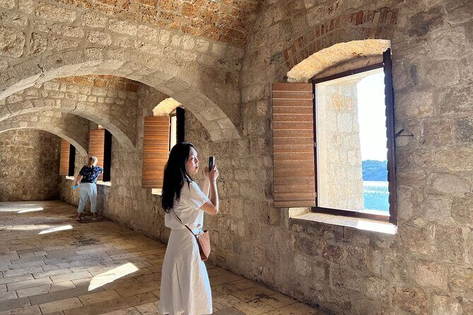 Dubrovnik: Old Town Walking Tour, Walls and Adriatic Views - Itinerary Breakdown: What You’ll See and Feel