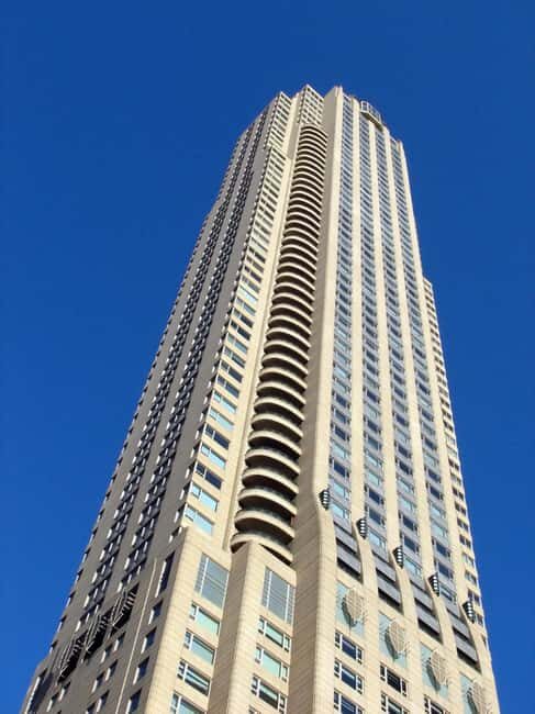 Echoes of Elegance: Chicago Private Architecture Tour - Who Will Love This Tour?