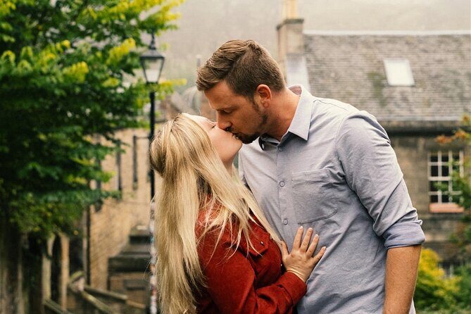 Edinburgh Photoshoot for Couples, Families & Solo Travellers - What Makes This Photoshoot Stand Out