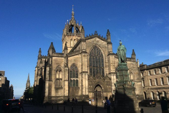 Edinburgh Private Walking Tour - The Sum Up