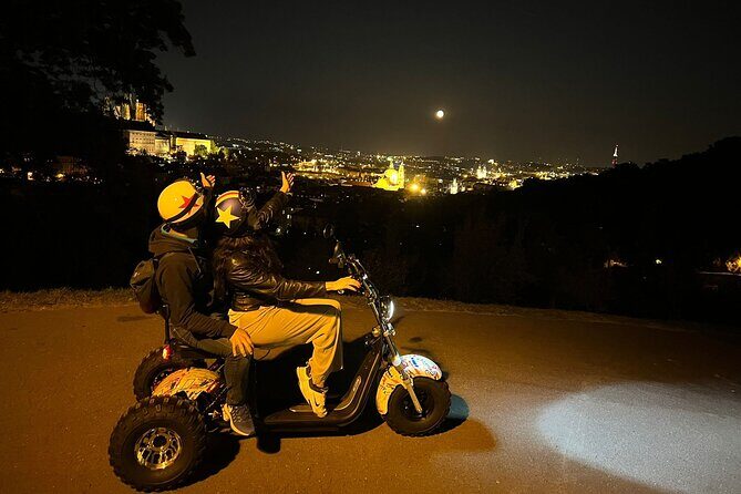 Electric Trike Night Tour in Prague - Live Guided - What Makes This Tour Special?