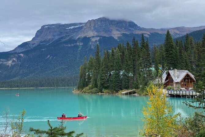 Emerald Lake , Moraine Lake, Lake Louise& Banff Town from Canmore - The Value of This Tour