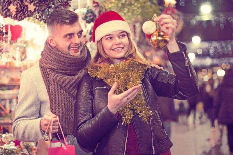 Exceptional Walking Christmas Tour in Magical Ottawa - Who’s This Tour Best For?