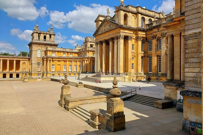 Exclusive Blenheim Palace &Cotswolds Private Day Tour from London - Lunch in Woodstock: A Charming Stop