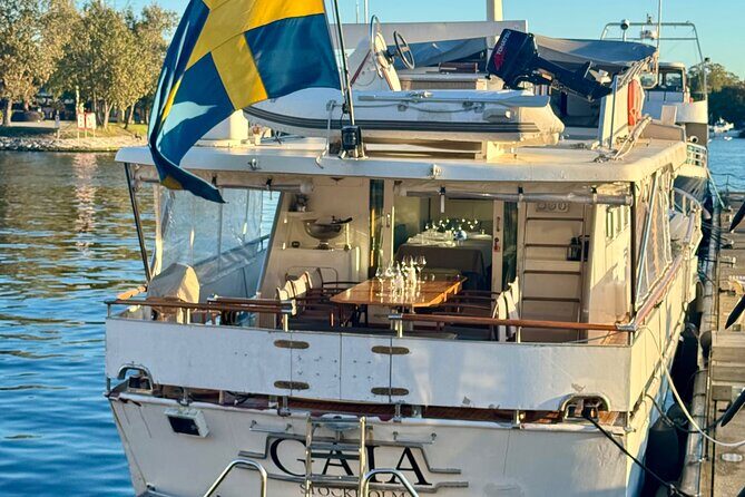 Exclusive Yacht Tour of Stockholm: sunset, dinner, lunch, cruise - Analyzing the Value