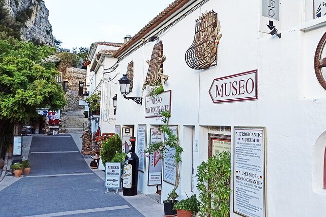Excursion to Guadalest, Altea and entrance to the Fuentes del Algar - Authentic Experiences and Practical Details