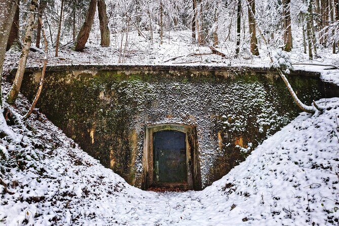 Explore Hitlers Mountain World War II Tour - What’s Included and What’s Not