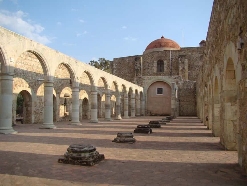 Explore Sierra Norte: Culture, Nature, and Craftsmanship. - What You Can Expect on the Day