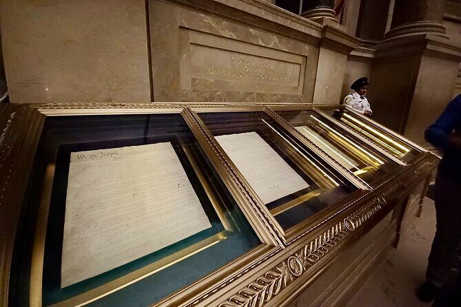 Family Friendly National Archives Building Private Tour - The Experience of the Guides