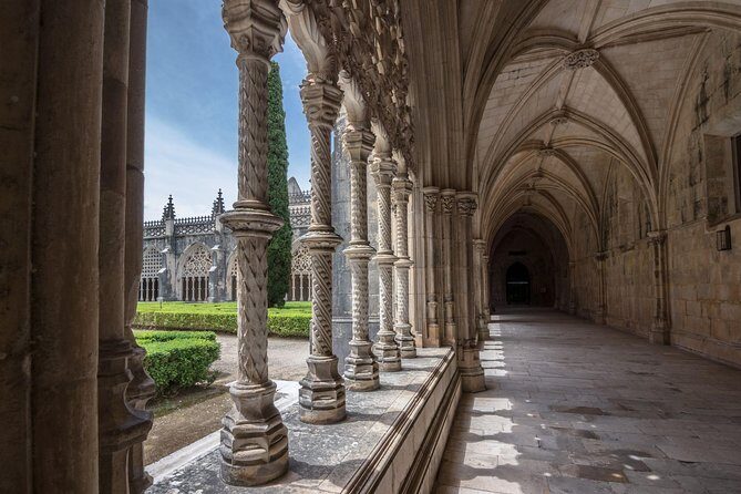 Fátima Batalha Nazaré Óbidos: FAITH, HISTORY, AND BEAUTY - Who Will Love This Tour?