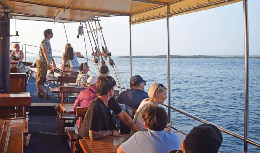 Fazana: Eco Friendly Brijuni Dolphins with Dinner & Drinks - Planning Your Experience: What To Expect