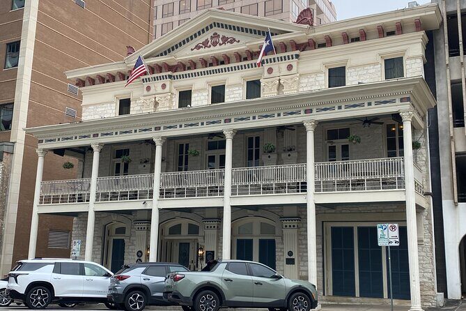 Film Locations & Movie Trivia In Downtown Austin - Practical Details and What You Can Expect