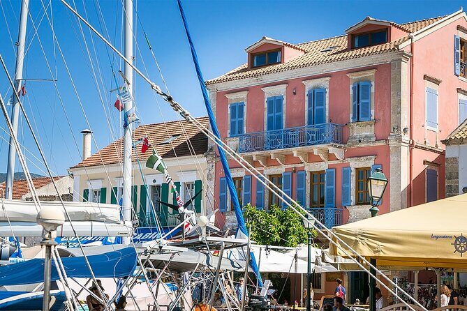 Fiscardo & Assos Island Tour with Swimming at Myrtos Beach - Transportation and Group Dynamics