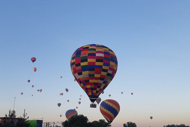 Flight in Globe, visit archaeological area, breakfast and transport - What Makes This Tour Stand Out