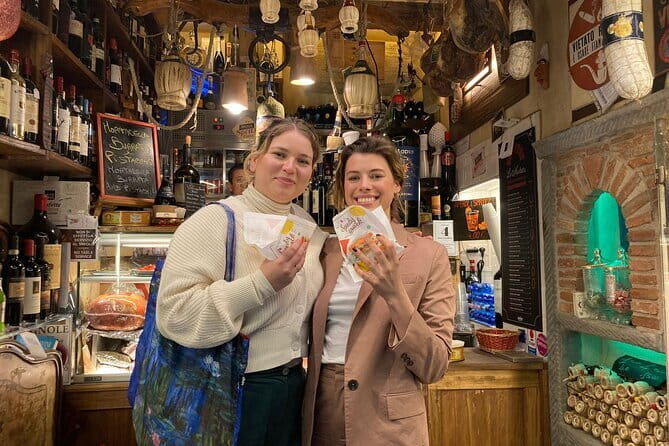 Florence Foodie Tour: Discover the Best of Tuscan Cuisine & Wine - The Experience and Group Dynamics