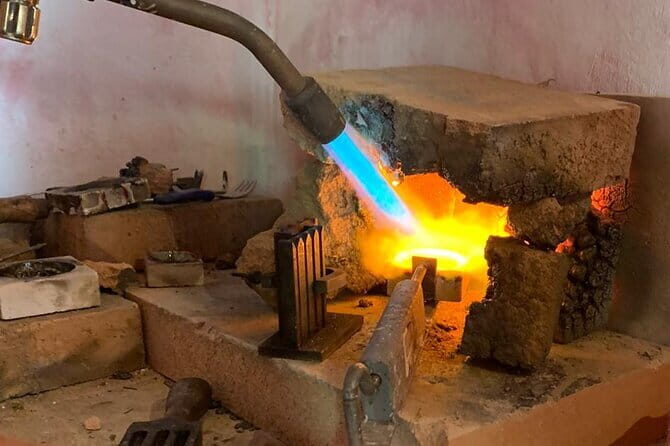 Forge your own wedding rings or friendship rings in Tuscany - What to Expect: The Step-by-Step Process