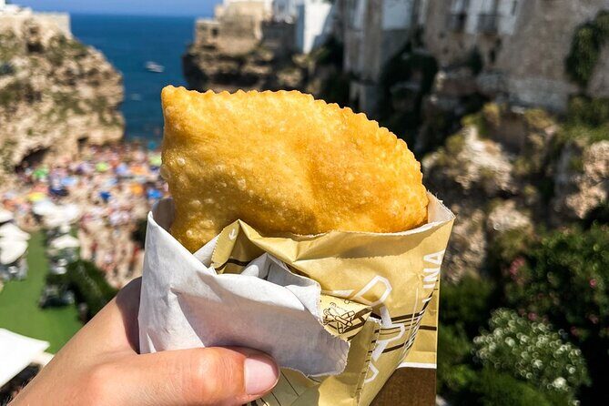 From Bari: Visit Polignano a Mare with street food tour - The Cultural and Scenic Highlights