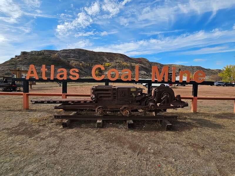 From Calgary: Drumheller Private Tour, Full day sightseeing - What To Expect and What To Bring