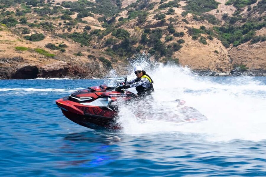 From Long Beach: Jet Ski to Two Harbors on Catalina Island - What’s Included and What You Should Know