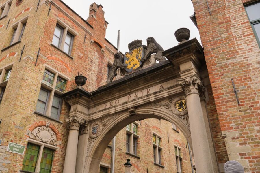 From Paris: Bruges Guided Tour with Hotel Pickup - Analyzing the Value: Is It Worth It?