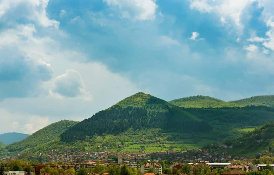 From Sarajevo: Visoko Pyramids,Tunnels and Park Ravne Tour - The Pyramid of the Sun: A Hike with a View