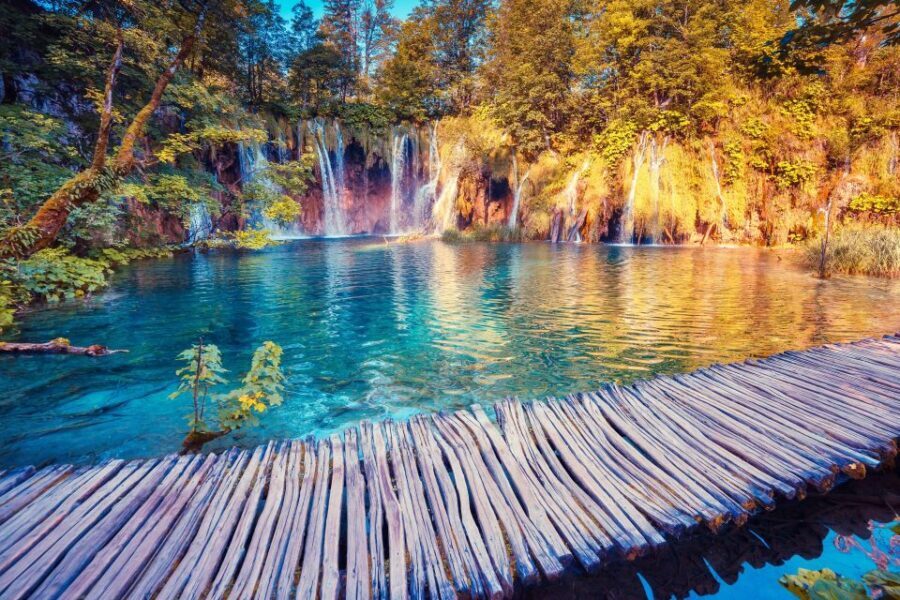 From Split/Trogir: Plitvice Lakes Guided Group Tour - Entering the Park