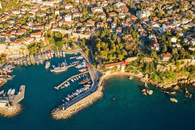 Full Day City Tour/2 Waterfalls, Boat Trip, Old Town - The Sum Up