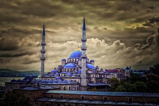 Full Day Istanbul Old City Tour With Expert Local Guide - Authentic Experiences and Insights from Travelers